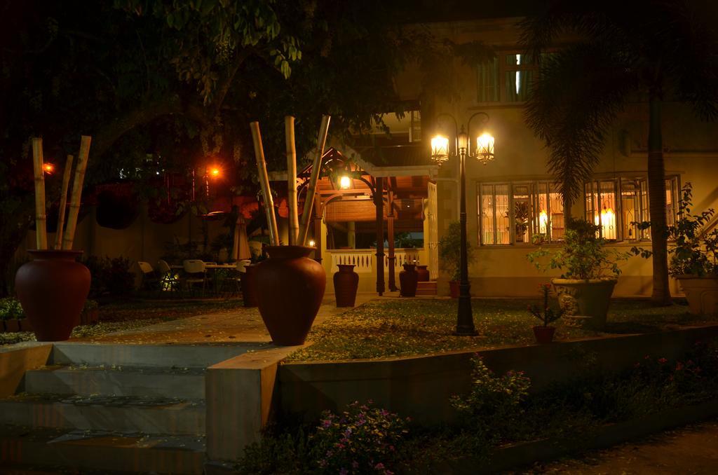 Bel Air Hotel Victoria Bagian luar foto